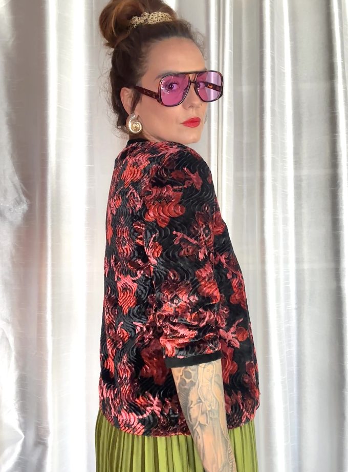 Veste / Petit blazer en velours brodé – fait main – vintage 36/38