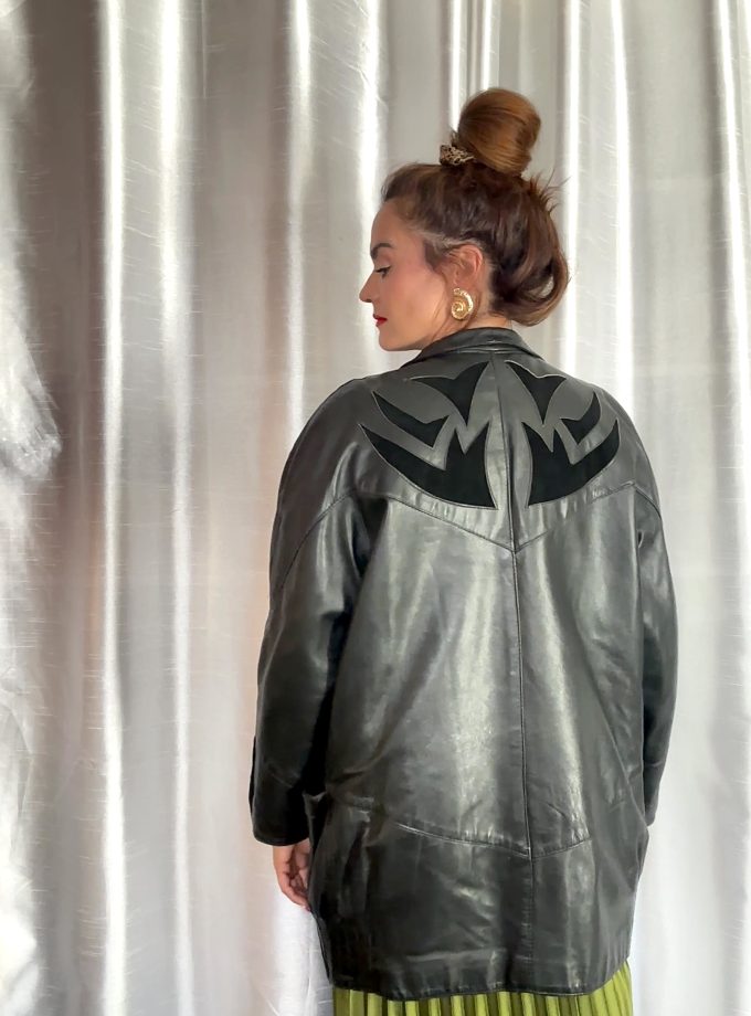 Veste en cuir oversize – années 80 – bimatière effet Santiag – taille unique