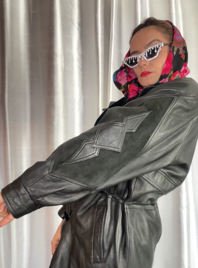 Veste vintage en fleur de cuir – années 70/80 – taille unique