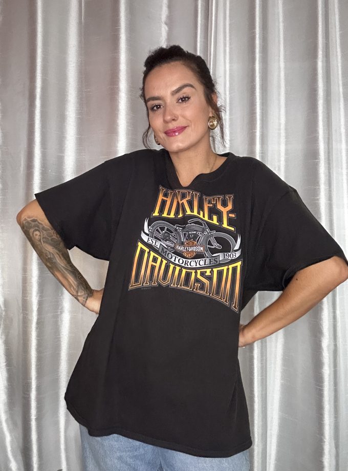 T-shirt Harley-Davidson Caen – Authentique Étiquette – Édition 20th Anniversary – Taille XL